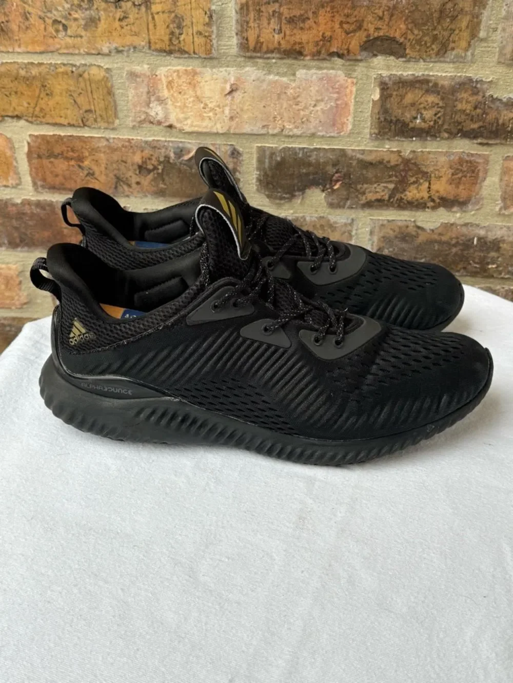 adidas alphabounce core